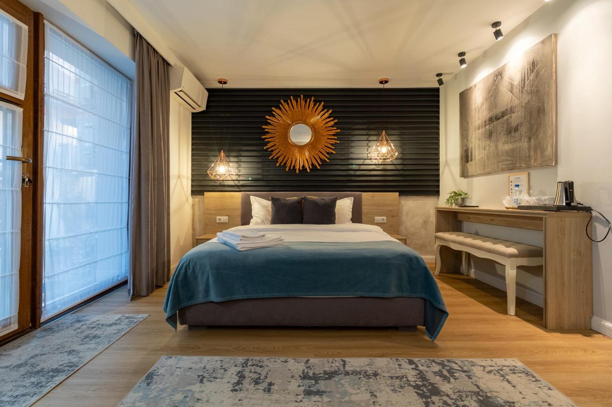 Hotel Lumiere House *